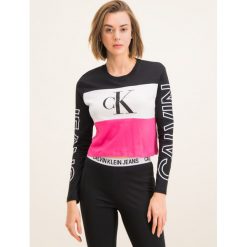 Bluzka Calvin Klein Jeans J20J213125. Bluzki damskie Calvin Klein Jeans, m, bez wzorów, z bawełny, bez kołnierzyka, bez rękawów. W wyprzedaży za 169,00 zł.
