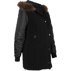 Krótki płaszcz ciążowy z materiału w optyce wełny, ocieplany bonprix czarny. Czarne kurtki damskie bonprix, bez wzorów, z wełny, klasyczne, moda ciążowa, krótkie. Za 239,99 zł.