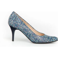 Szpilki na 7 cm obcasie - skóra naturalna - model 972 - kolor motyw etniczny. Czółenka damskie Zapato, bez wzorów, ze skóry, bez obcasa, na szpilce. Za 319,00 zł.