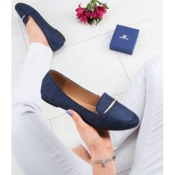 Mokasyny damskie Abloom 9988-121 Granatowe. Żółte mokasyny damskie ABLOOM, z materiału, eleganckie. Za 55,00 zł.