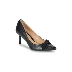 Czółenka Lauren Ralph Lauren LEE. Czarne czółenka damskie Lauren Ralph Lauren, bez wzorów, bez obcasa. Za 519,00 zł.