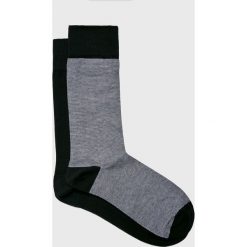 Levi's - Skarpety (2-pack). Czarne skarpetki męskie Levi's®, bez wzorów, z elastanu. Za 39,90 zł.