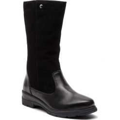 Kozaki CAPRICE - 9-26447-21 Black Comb 019. Czarne kozaki damskie Caprice, ze skóry, przed kolano, na wysokim obcasie, bez zapięcia. W wyprzedaży za 319,00 zł.