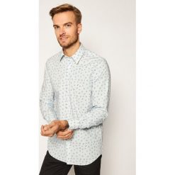 Koszula Guess M0BH20 W8BX1. Niebieskie koszule męskie Guess, m, z aplikacjami, casualowe, bez kołnierzyka, bez rękawów. Za 329,00 zł.