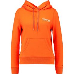 Bluzy damskie: Tommy Jeans Bluza z kapturem spicy orange