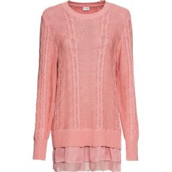 Sweter z falbanami bonprix pastelowy jasnoróżowy. Różowe swetry damskie bonprix, z szyfonu. Za 44,99 zł.