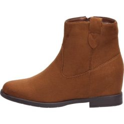 Botki damskie sneakersy FILIPPO DBT1052 BR. Pomarańczowe sneakersy damskie FILIPPO. W wyprzedaży za 83,30 zł.
