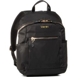Plecak VALENTINI - 001-01030-0001-01 Black. Czarne plecaki damskie Valentini, bez wzorów, z materiału, klasyczne. Za 149,00 zł.
