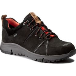 Trekkingi CLARKS - Tri Trek Gtx GORE-TEX 261269094 Black Nubuck. Czarne półbuty damskie Clarks, bez wzorów, ze skóry, bez obcasa, na płaskiej podeszwie, bez zapięcia. W wyprzedaży za 349,00 zł.