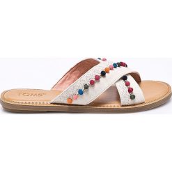 Toms - Klapki Viv. Szare klapki damskie marki Toms, bez wzorów, z gumy, bez obcasa, na płaskiej podeszwie. W wyprzedaży za 199,90 zł.