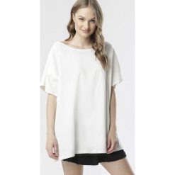 Kremowy T-shirt Sirefa. Brązowe t-shirty damskie Born2be, na co dzień, xl, bez wzorów, z dzianiny, klasyczne, z okrągłym kołnierzem, bez rękawów. Za 69,99 zł.