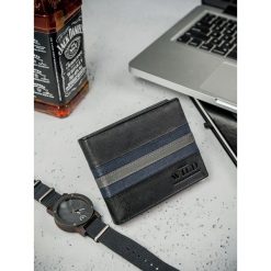 Ekskluzywny portfel skórzany męski skóra naturalna. Czarne portfele męskie ALWAYS WILD, bez wzorów, ze skóry. Za 49,90 zł.