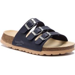 Klapki SUPERFIT - 8-00113-80 D Ocean. Niebieskie sandały chłopięce marki Superfit, ze skóry ekologicznej, bez zapięcia. Za 129,00 zł.