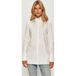 Trussardi Jeans - Koszula. Różowe bluzki damskie Trussardi Jeans, bez wzorów, z bawełny, eleganckie, z włoskim kołnierzykiem, z długim rękawem. Za 669,90 zł.