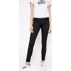 Vero Moda - Spodnie Hot Five Biker. Czarne rurki damskie marki Vero Moda, s, z elastanu. W wyprzedaży za 69,90 zł.