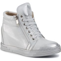 Sneakersy ROBERTO - 2683 Srebrna Przecier. Szare półbuty damskie Roberto, ze skóry. W wyprzedaży za 299,00 zł.
