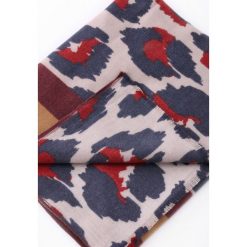 Bordowy Szalik Primitively. Czerwone bez kategorii other. Za 39,99 zł.