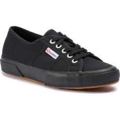 Tenisówki SUPERGA - 2750 Cotu Classic S000010 Full Black 996. Czarne półbuty damskie Superga, bez wzorów, z gumy, bez obcasa, na płaskiej podeszwie, bez zapięcia. Za 239,00 zł.