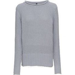 Sweter dzianinowy bonprix jasnoszary. Szare swetry damskie bonprix, bez wzorów, z dzianiny, bez rękawów. Za 54,99 zł.