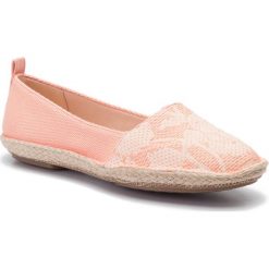 Espadryle CLARKS - Clovelly Sun 261429524 Light Coral. Pomarańczowe espadryle damskie Clarks, bez wzorów, z tworzywa sztucznego, bez obcasa, na płaskiej podeszwie. W wyprzedaży za 159,00 zł.