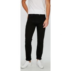 Levi's - Jeansy 502. Czarne jeansy męskie marki Levi's®, s, z aplikacjami, z podwyższonym stanem. Za 379,90 zł.