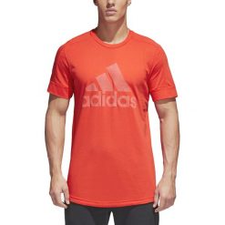 Adidas Performance Koszulka Czerwony. Czerwone podkoszulki męskie adidas Performance, l, z nadrukiem, z bawełny, z krótkim rękawem. Za 163,95 zł.