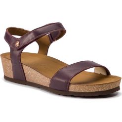 Sandały PANAMA JACK - Capri B4 Nappa Burdeos/Burgundy. Czerwone klapki damskie marki Panama Jack, bez wzorów, ze skóry, bez obcasa, na obcasie. Za 429,00 zł.