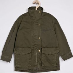 Pepe Jeans - Kurtka dziecięca 116-176 cm. Zielone kurtki dziewczęce Pepe Jeans, bez wzorów, z bawełny, krótkie, bez kaptura. W wyprzedaży za 239,90 zł.