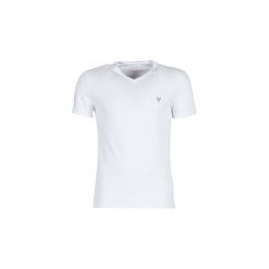 T-shirty z krótkim rękawem Guess VN SS CORE TEE. Białe t-shirty męskie Guess, xl, z aplikacjami, bez kołnierzyka, krótkie. Za 109,00 zł.