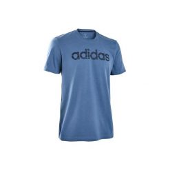 Koszulka krótki rękaw regular Gym & Pilates męska. Niebieskie koszulki męskie Adidas, xl, bez wzorów, z bawełny, bez kołnierzyka, z krótkim rękawem, krótkie. Za 59,99 zł.