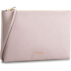 Torebka LIU JO - S Cross Body Manhat A68186 E0011 Red Sand 61509. Różowe listonoszki damskie marki Liu Jo, bez wzorów, ze skóry ekologicznej, bez dodatków. W wyprzedaży za 279,00 zł.