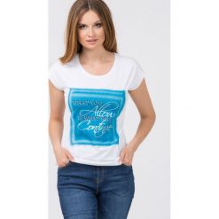 T-shirty damskie: T-shirt z nadrukiem i napisami II