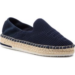 Espadryle GANT - Carol 18568365 Marine G69. Niebieskie espadryle damskie GANT, bez wzorów, ze skóry, bez obcasa, na płaskiej podeszwie. W wyprzedaży za 279,00 zł.
