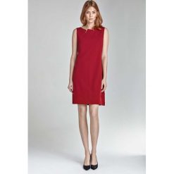 Czerwona Mini Sukienka z Rozcięciem przy Dekolcie bez Rękawów. Czerwone sukienki Molly.pl, na co dzień, l, z materiału, eleganckie, bez rękawów, mini, dopasowane. Za 149,90 zł.