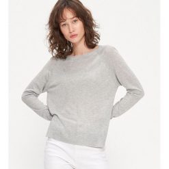 Sweter basic - Jasny szary. Szare swetry damskie House, s, bez wzorów, bez rękawów, bez kaptura. Za 59,99 zł.