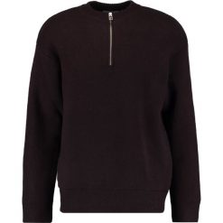 Swetry klasyczne męskie: Weekday KIWI ZIP Sweter wine red