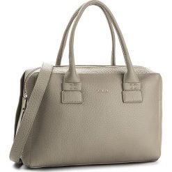 Torebka FURLA - Capriccio 941398 B BOA3 QUB Sabbia b. Szare torebki klasyczne damskie Furla, bez wzorów, ze skóry, klasyczne, bez dodatków. Za 1249,00 zł.