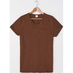 T-shirt z bawełny organicznej - Brązowy. Pomarańczowe t-shirty męskie House, s, bez wzorów, z bawełny, bez kołnierzyka. W wyprzedaży za 29,99 zł.