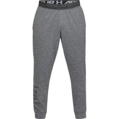 Under Armour MK-1 Terry Spodnie dresowe Szary. Szare spodnie męskie Under Armour, m, bez wzorów, z poliesteru. Za 257,95 zł.
