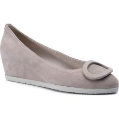 Półbuty HÖGL - 7-104212 Grey 6000. Szare półbuty damskie HÖGL, z aplikacjami, ze skóry, bez obcasa, na obcasie, bez zapięcia. W wyprzedaży za 399,00 zł.