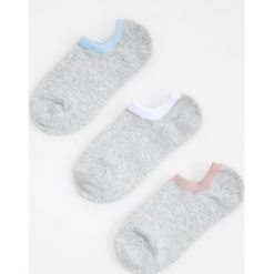 Skarpetki stopki 3 pack - Jasny szar. Szare skarpetki damskie Reserved, bez wzorów. Za 24,99 zł.