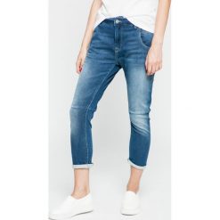 Pepe Jeans - Jeansy Topsy. Niebieskie jeansy damskie Pepe Jeans, z aplikacjami, z elastanu. W wyprzedaży za 299,90 zł.