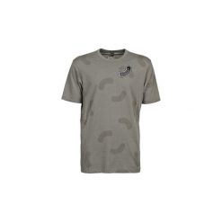 T-shirty z krótkim rękawem G-Star Raw BENFONI. Szare t-shirty męskie marki G-Star RAW, s, bez wzorów, retro, bez kołnierzyka, krótkie. Za 215,20 zł.