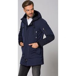 Kurtka Granatowa Axel. Pomarańczowe płaszcze męskie LANCERTO, na zimę, m, bez wzorów, z wełny, eleganckie, bez kaptura. W wyprzedaży za 799,90 zł.