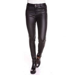 Spodnie "Amelie" - Slim fit - w kolorze czarnym. Czarne rurki damskie Saint Germain Paris, s, ze skóry. W wyprzedaży za 128,95 zł.