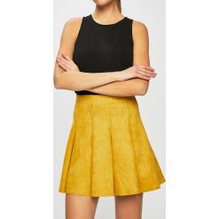Tally Weijl - Spódnica. Żółte spódniczki damskie marki TALLY WEIJL, s, bez wzorów, z elastanu, z podwyższonym stanem, mini, rozkloszowane. Za 119,90 zł.