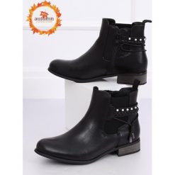 Sztyblety damskie czarne 846 BLACK. Czarne botki damskie obuwie damskie, na jesień, ze skóry ekologicznej, klasyczne, bez obcasa, na płaskiej podeszwie, na zamek. Za 96,39 zł.