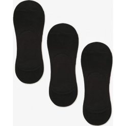 3-pack Czarnych Skarpet Petonos. Czarne skarpetki męskie Born2be, bez wzorów. W wyprzedaży za 19,99 zł.
