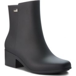 Kalosze ZAXY - Close Boot Ad 17351 Black 90669 BB285045 02064. Czarne kalosze damskie Zaxy, bez wzorów, z tworzywa sztucznego. W wyprzedaży za 159,00 zł.