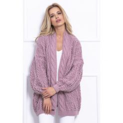 Kardigan F715 różowy. Różowe swetry damskie Tagless, xl, w ażurowe wzory, z wełny. Za 180,50 zł.